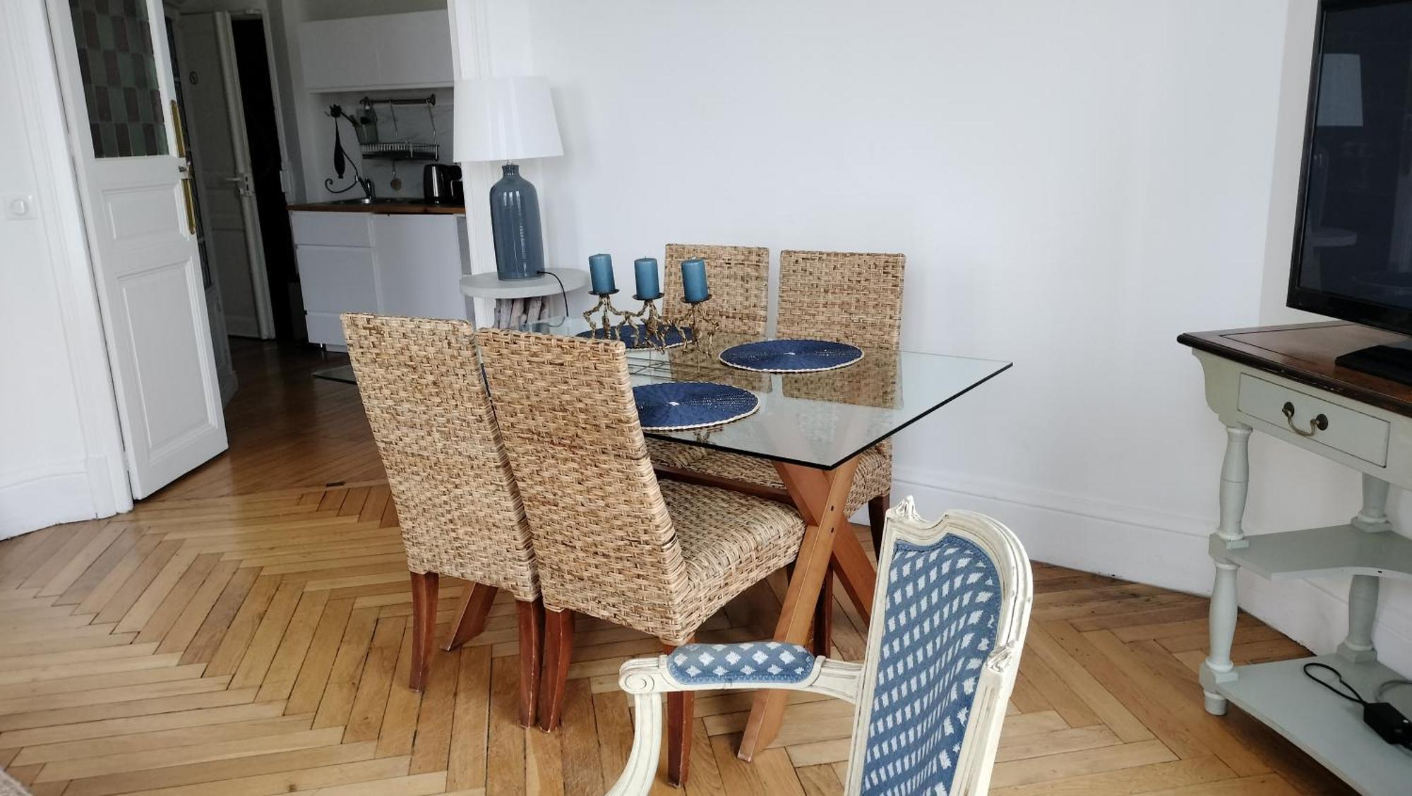Appartement F3 Au Balcon De La Place Du Martroi Orleans Exterior photo